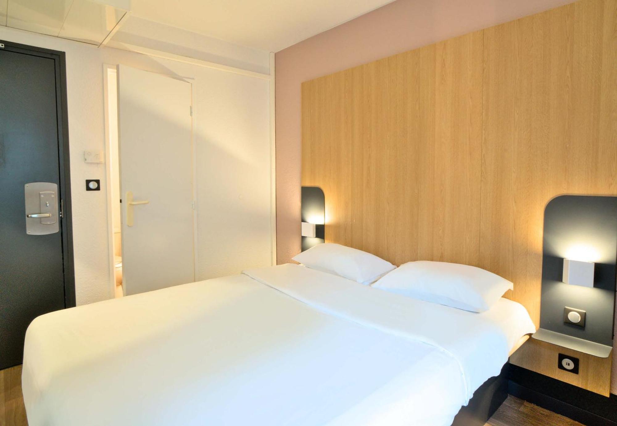 Hotel Centre 2*